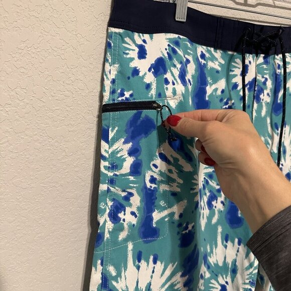 J. Crew Mens Tie Dye Blue Swim Trunks Size 34 Beach Vacation Summer - Picture 4 of 8